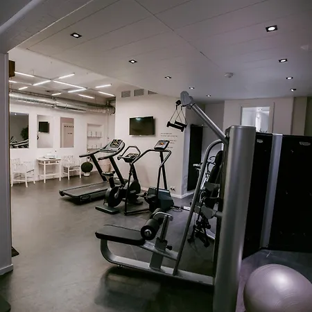 Ascot Ξενοδοχείο με διαμερίσματα 4*