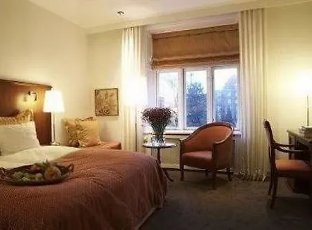 Ξενοδοχείο με διαμερίσματα Ascot