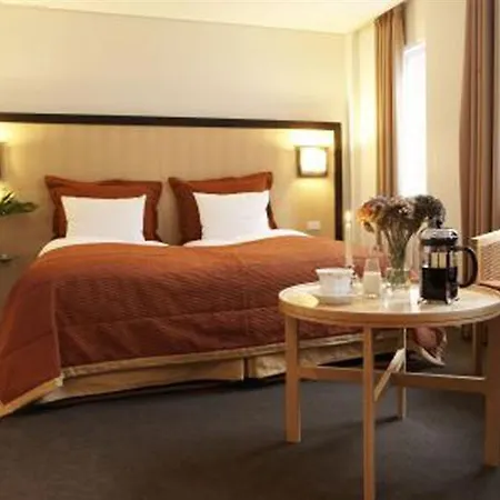 Ascot Lägenhetshotell 4*