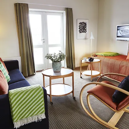 Ascot Lägenhetshotell 4*